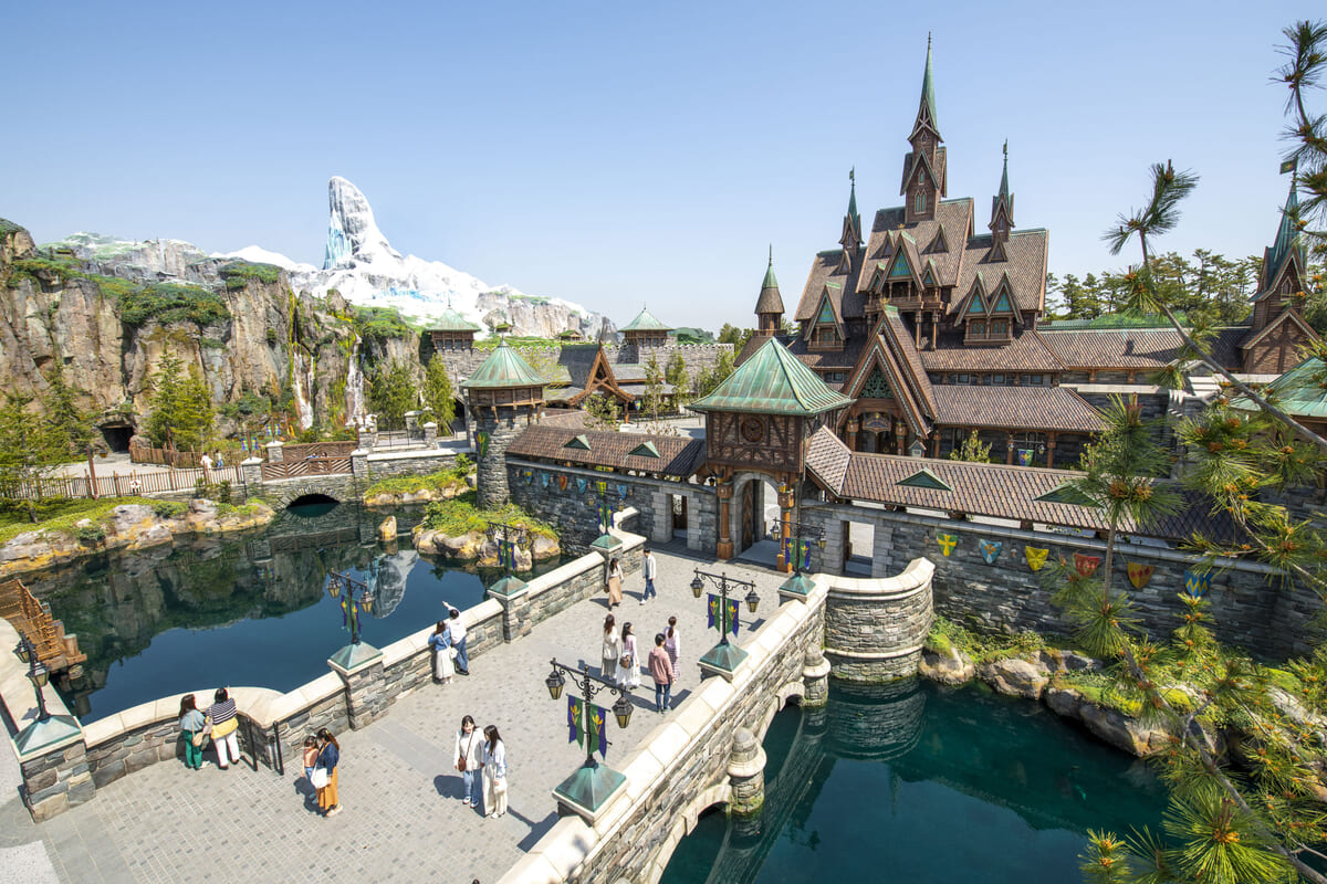 フローズンキングダム 昼景